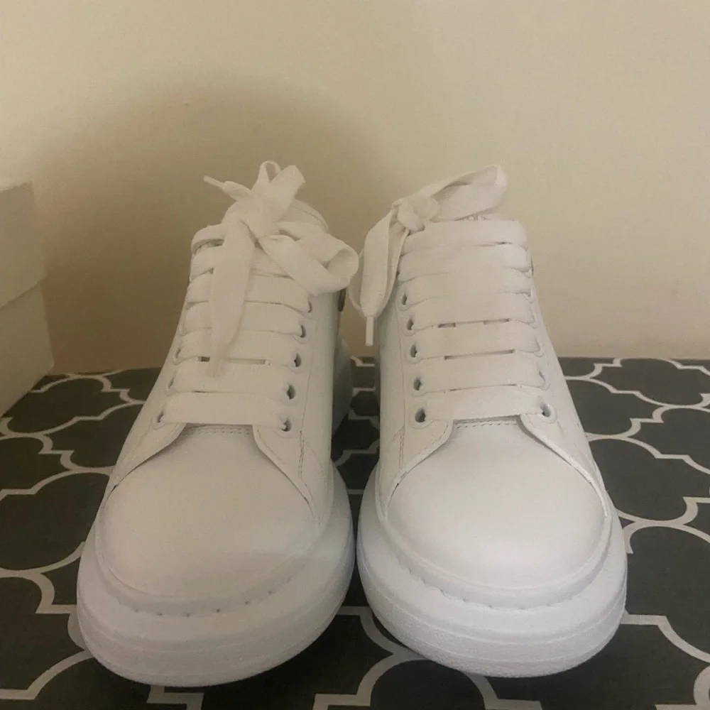Alexander McQueen White Sneakers with Silver Glitter Heel